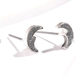 Lovisa Silver Glitter Moon Stud Earrings